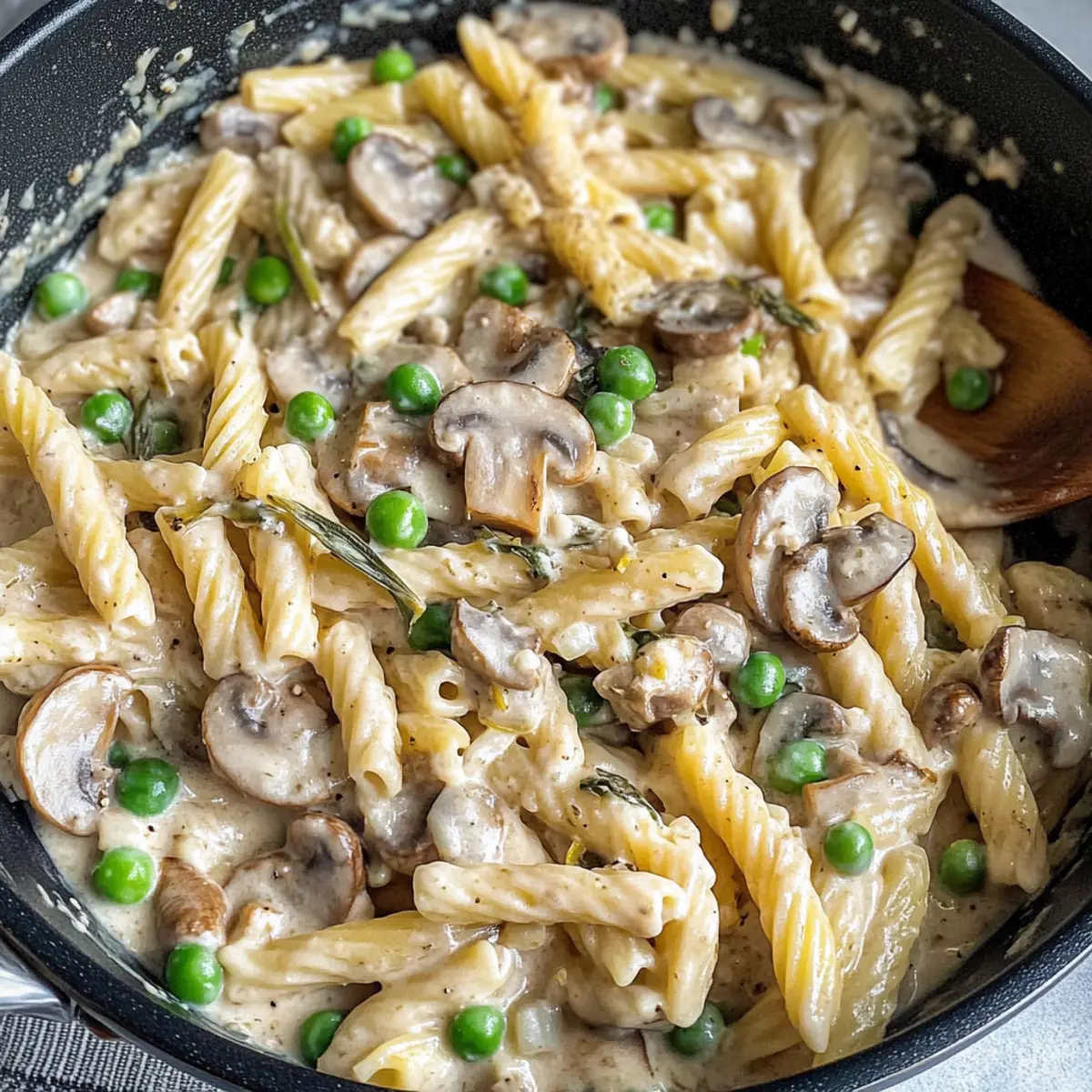 Cremige vegane Ein-Topf-Pasta für gemütliche Abende