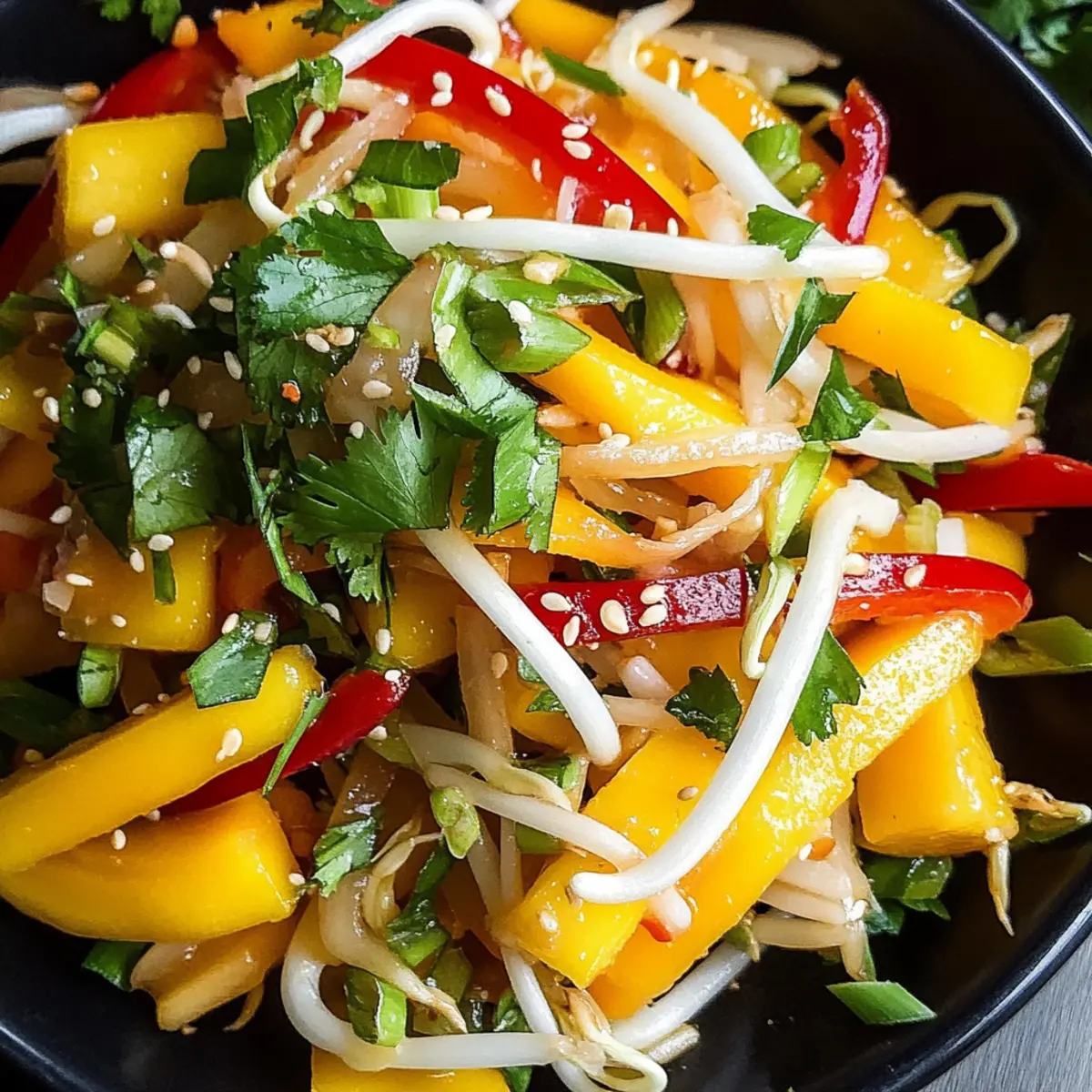 Frischer Thai-Mango-Salat in 10 Minuten zubereiten