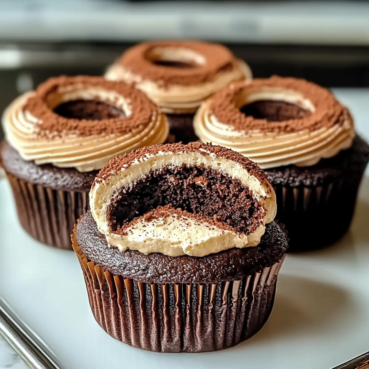 Schokoladen-Tiramisu-Cupcakes mit glutenfreier Option